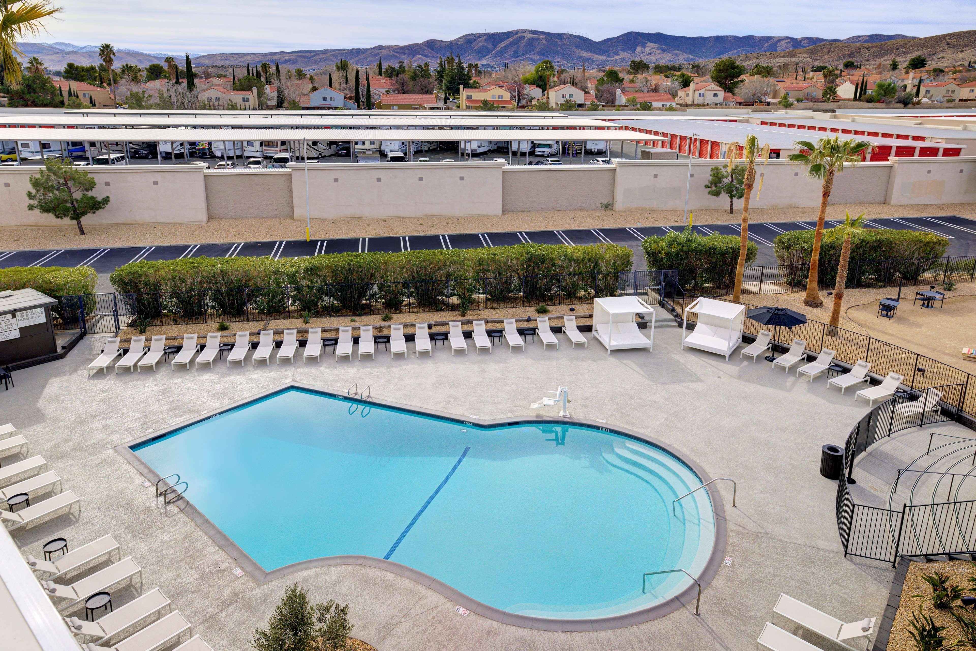 Doubletree By Hilton Palmdale, Ca Hotel Exterior photo