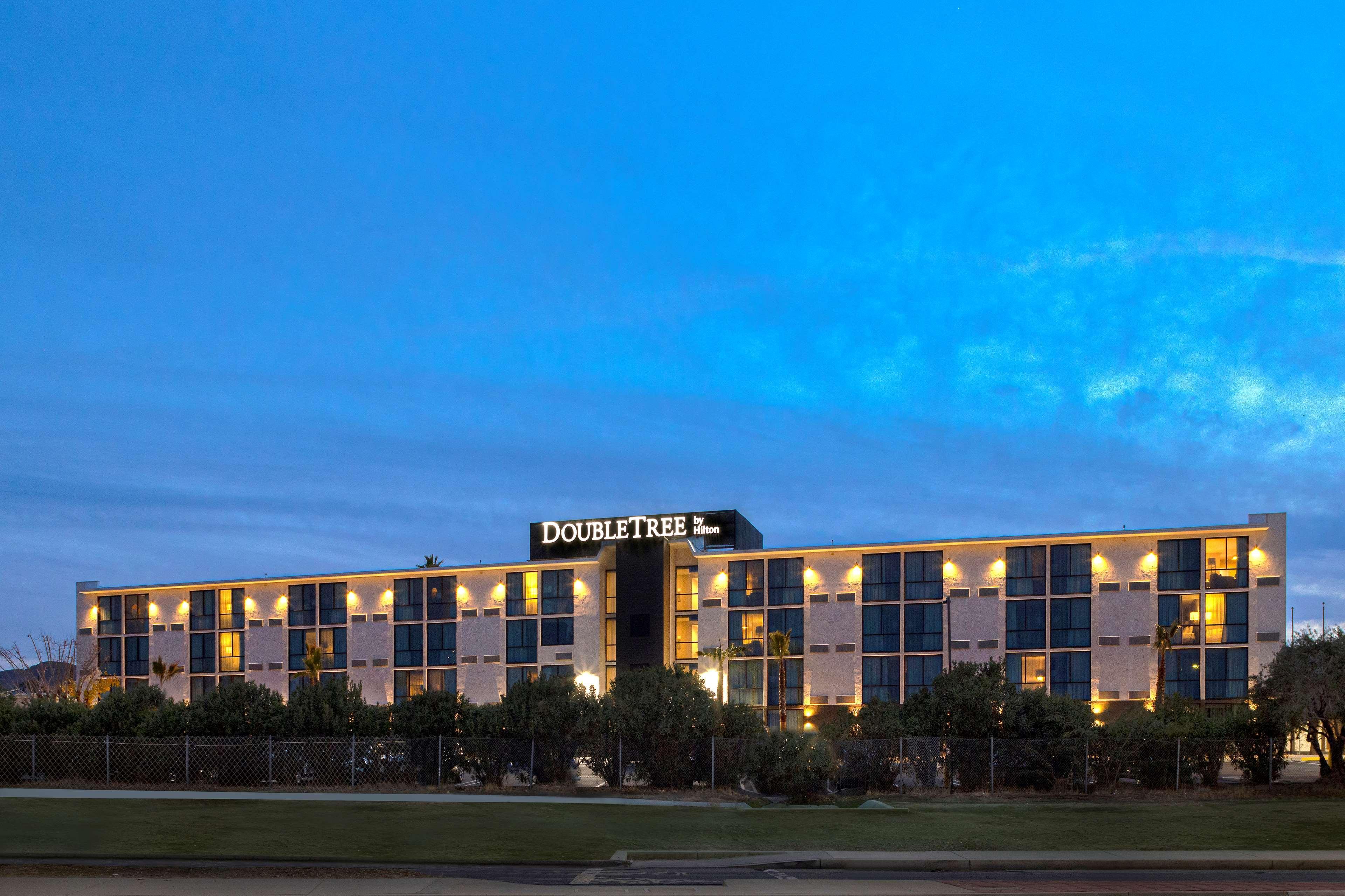 Doubletree By Hilton Palmdale, Ca Hotel Exterior photo